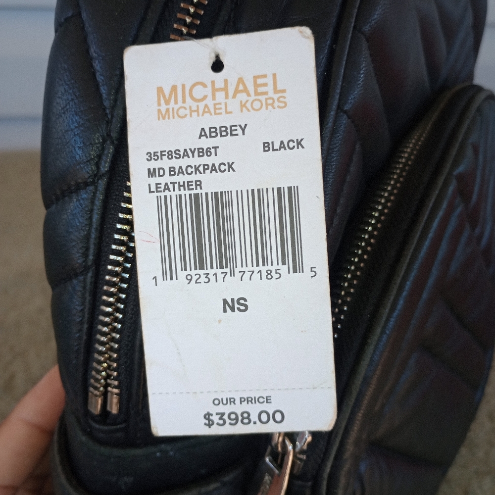 MK Abbey MD Quilted Backpack ( Leather) - Picture 12 of 12